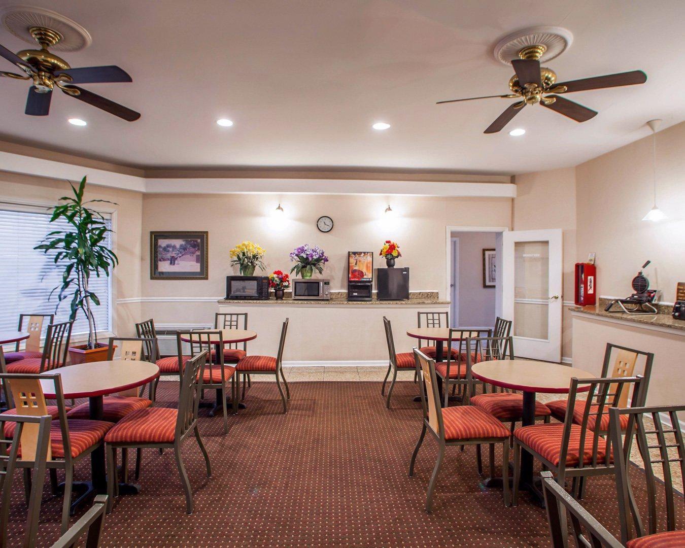 Rodeway Inn Lyons - La Grange Εξωτερικό φωτογραφία