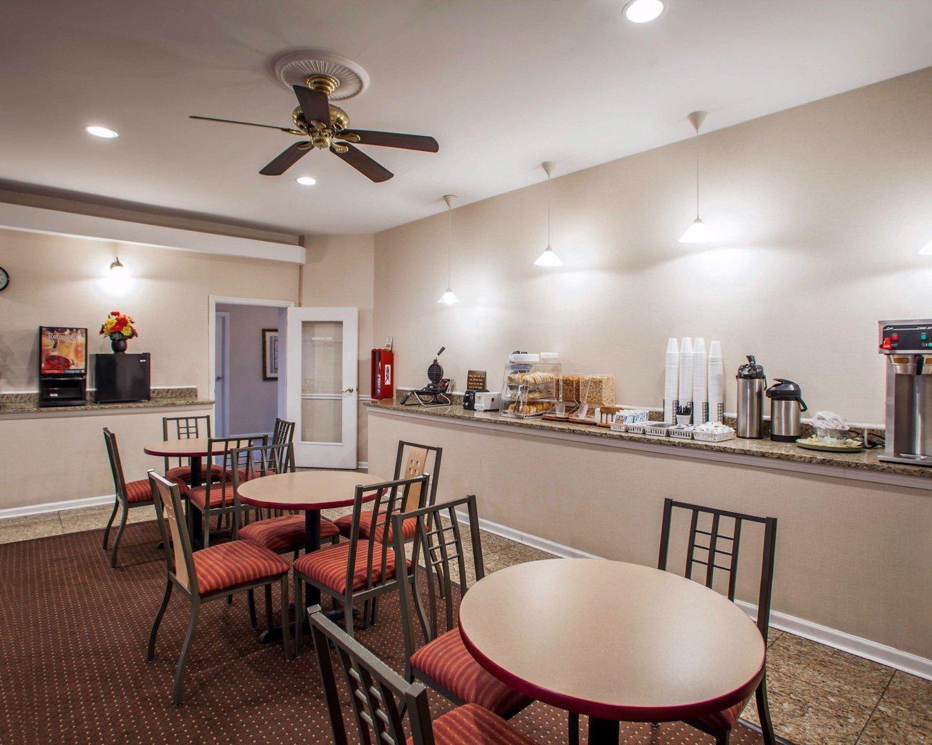 Rodeway Inn Lyons - La Grange Εξωτερικό φωτογραφία