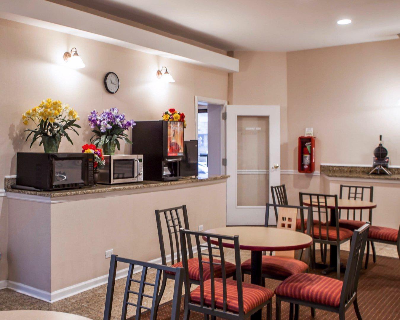 Rodeway Inn Lyons - La Grange Εξωτερικό φωτογραφία